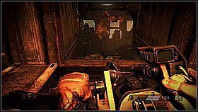 Wrzuć do środka granaty [1] i pokonaj niedobitków - Skrót przez złomowisko (2) | Opis przejścia Killzone 3 - Killzone 3 - poradnik do gry