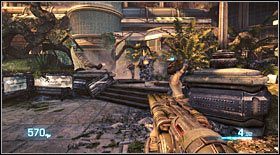 Idąc dalej przed siebie, pojawiać się będą kolejni napastnicy (w okolicy znajdziesz Zasobnik) - Akt V - Rozdział 3 (1) | Opis przejścia Bulletstorm - Bulletstorm - poradnik do gry