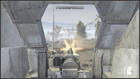 Po eksplozji wróć do budynku, wejdź do Humvee [1] i korzystając z karabinu maszynowego, ostrzeliwuj wszystkich przeciwników [2], aż do ucieczki z wrogiego terenu - Misja 4 - Mur (2) | Opis przejścia Homefront - Homefront - poradnik do gry