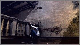 Gdy znajdziesz się na zewnątrz, biegnij prosto [1] i wdrap się po ścianie na dach budynku [2] - Artefakty - Opis szczegółowy | Pióra i artefakty w Assassins Creed Brotherhood - Assassins Creed: Brotherhood - poradnik do gry