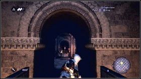 Skocz na niego i po kolejnych filarach [1] podejdź do ściany - Sekwencja 2 - Legowisko bestii (5) | Opis przejścia AC Brotherhood - Assassins Creed: Brotherhood - poradnik do gry