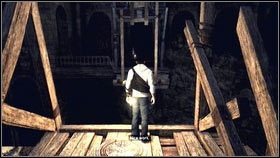 Stań teraz na jego krawędzi, a następnie wciśnij dowolny przycisk [1] - Sekwencja 2 - Legowisko bestii (2) | Opis przejścia AC Brotherhood - Assassins Creed: Brotherhood - poradnik do gry