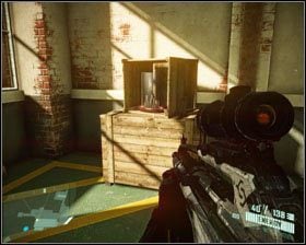 Kiedy strącisz śmigłowiec, a ten wpadnie do magazynu, zejdź piętro niżej przez wyrwę w podłodze - Pamiątki z Nowego Jorku (1) | Znajdźki w Crysis 2 - Crysis 2 - poradnik do gry