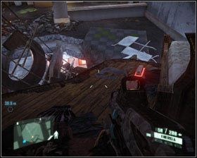 Kiedy wyjedziesz windą na górę, by oznaczyć cele dla lotnictwa, będziesz miał okazję zwiedzić zdewastowane piętro budynku - Pamiątki z Nowego Jorku (2) | Znajdźki w Crysis 2 - Crysis 2 - poradnik do gry