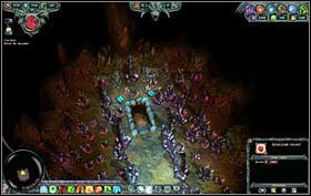 Na końcu ścieżki czeka już na nas Serce Lochu (mapa, punkt 4), a przy nim - niestety - bardzo wymagający ochroniarz - Misja 17 - Crystal Throne | Opis przejścia Dungeons - Dungeons - poradnik do gry