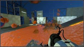 Po rozpoczęciu tego etapu niech chudszy robot postawi czerwony portal na szachownicy po lewej [1] oraz pomarańczowy na podeście obok czerwonego przycisku [2] - Rozdział 5 - Żele mobilności (2) | Tryb współpracy Portal 2 - Portal 2 - poradnik do gry