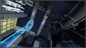 Po dotarciu do bariery niech niebieski robot skręci w lewo i postawi dwa portale - Rozdział 3 - Świetlna bariera (4) | Tryb współpracy Portal 2 - Portal 2 - poradnik do gry