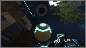 Na jej końcu niebieski robot musi postawić granatową dziurę [1] - Rozdział 3 - Świetlna bariera (1) | Tryb współpracy Portal 2 - Portal 2 - poradnik do gry