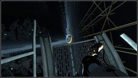 Na górze po prawej postaw niebieską dziurę [2], a pomarańczową na panelu w dole [1] - Rozdział 9 - Teraz musi Cię zabić (1) | Opis przejścia Portal 2 - Portal 2 - poradnik do gry