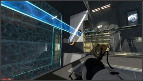 Zaraz na początku etapu stwórz niebieski portal na końcu błękitnego mostu [1], a pomarańczowy na ścianie po lewej [2] - Rozdział 8 - Swędzenie (3) | Opis przejścia Portal 2 - Portal 2 - poradnik do gry