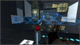 Po wylądowaniu przenieś niebieski portal na ścianę po lewej [1] i wciśnij czerwony guzik [2] - Rozdział 8 - Swędzenie (2) | Opis przejścia Portal 2 - Portal 2 - poradnik do gry