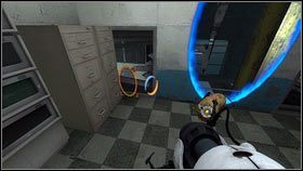 Idąc cały czas prosto dojdziesz do pomieszczenia, z którego widać Wheatleya [1] - Rozdział 8 - Swędzenie (1) | Opis przejścia Portal 2 - Portal 2 - poradnik do gry