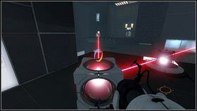 Przedostań się tam razem z sześcianem i spal przy po mocy wiązki stojące po przeciwnej stronie wieżyczki [1] - Rozdział 4 - Niespodzianka (1) | Opis przejścia Portal 2 - Portal 2 - poradnik do gry