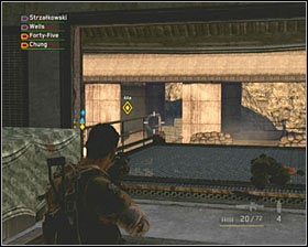 Znajdziesz tam schody na dach - Turning Point | Opis przejścia SOCOM Polskie Siły Specjalne - SOCOM: Polskie Siły Specjalne - poradnik do gry