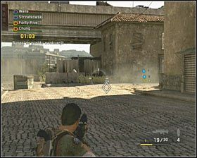 Idąc przed siebie, w stronę kolejnych wyznaczonych punktów przez grę, będziesz atakowany przez napastników z wyrzutniami rakiet - Means to an End | Opis przejścia SOCOM Polskie Siły Specjalne - SOCOM: Polskie Siły Specjalne - poradnik do gry