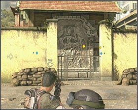 Gdy wszyscy wrogowie zginą, a pojazd wyleci w powietrze, będziesz mógł bez przeszkód skierować się w stronę wejścia do posiadłości Razada [Intel #2] - Means to an End | Opis przejścia SOCOM Polskie Siły Specjalne - SOCOM: Polskie Siły Specjalne - poradnik do gry