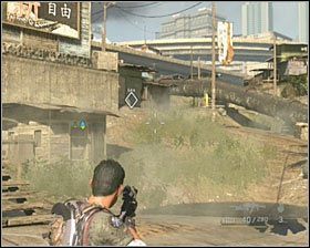 Gdy ostatni napastnik odejdzie w niebyt przejdź na plac [Intel #1], poczym skieruj się w stronę wzniesienia z charakterystycznym rurociągiem po prawej - Means to an End | Opis przejścia SOCOM Polskie Siły Specjalne - SOCOM: Polskie Siły Specjalne - poradnik do gry