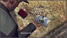 Odłóż portfel i zajmij się zbadaniem sąsiedniego przedmiotu leżącego na dywanie, czyli opakowania po popcornie #1 - Case 14 - The Black Caesar (1) | Główne śledztwa w LA Noire - L.A. Noire - poradnik do gry