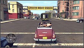 Już po przejechaniu kilkunastu metrów otworzą się tylne drzwi ciężarówki, z których pewien mężczyzna zacznie wyrzucać meble #1 - Case 14 - The Black Caesar (4) | Główne śledztwa w LA Noire - L.A. Noire - poradnik do gry