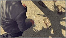 Podejdź do znajdującego się po lewej stronie niewielkiego drzewa #1 i wciśnij przycisk A w celu dokładniejszego zbadania tego miejsca - Case 18 - A Walk in Elysian Fields (1) | Główne śledztwa w LA Noire - L.A. Noire - poradnik do gry