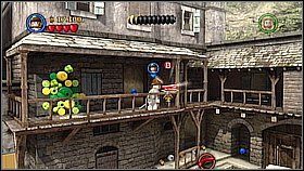Butelka 7 - Na dziedzińcu na prawo od bramy do doków znajduje się sporo srebrnych beczek - Port Royale - butelki | Klątwa Czarnej Perły | LEGO Piraci z Karaibów - LEGO Piraci z Karaibów - poradnik do gry