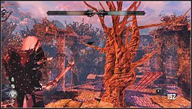 Trzecia wrona siedzi blisko końca równoważni, na niedostępnym kawałku kamiennej półki [1] - Rozdział 3- Puszcza Govad (sekcje 3.4-3.6) | Opis przejścia Hunted Kuźnia Demona - Hunted: Kuźnia Demona - poradnik do gry