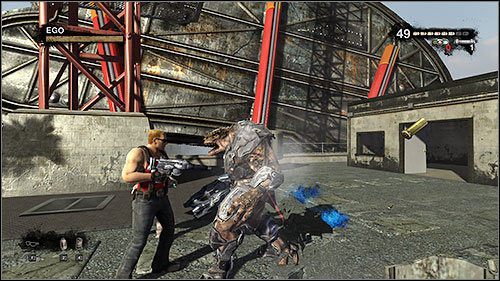 Wrogów wciąż będzie przybywać, więc oszczędzaj amunicję i ładunki wybuchowe, a w ostateczności użyj nawet sterydów i załatw ich personalnie - 12.3. Duke Burger (3) | Kampania w Duke Nukem Forever - Duke Nukem Forever - poradnik do gry