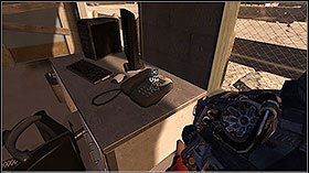 Kiedy już weźmiesz karnister, rozbij deski blokujące drzwi i wróć do ciężarówki, by uzupełnić bak - 13.2. The Mighty Foot (2) | Kampania w Duke Nukem Forever - Duke Nukem Forever - poradnik do gry