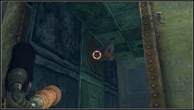 Na dole również nie brakuje atrakcji - tam będą nas nachodzić Eyepoty oraz inne, choć mniej groźne, chodzące stworzonka - Smelling & Regurgitating (1) | Rozdział 1 - Hatters Domain - Alice: Madness Returns - poradnik do gry