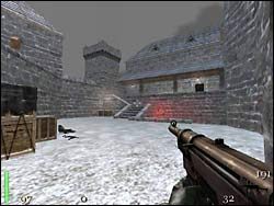 Mijamy drzwi na prawo (prowadzą na początek poziomu) i docieramy do balkonu, z którego wcześniej strzelali do nas Niemcy - Mission 1: Part 2 | Solucja Return to Castle Wolfenstein - Return to Castle Wolfenstein - poradnik do gry