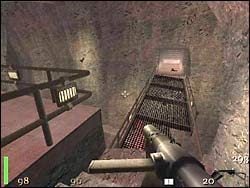 Sekret 1 - Znajdujemy się w pomieszczeniu z kilkoma komputerami - Mission 3: Part 2 | Solucja Return to Castle Wolfenstein - Return to Castle Wolfenstein - poradnik do gry