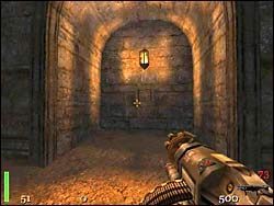 Sekret 1 - W kolejnym pomieszczeniu, jeżeli rozwalimy kratkę pod schodami, dostaniemy się do grobowców, gdzie znajdziemy złoto - Mission 7: Part 2 | Solucja Return to Castle Wolfenstein - Return to Castle Wolfenstein - poradnik do gry