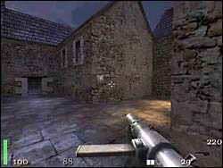 Sekret 5 - Jeżeli staniemy tyłem do furtki, w prawym górnym rogu podwórza zobaczymy schody prowadzące do domu - Mission 6: Part 2 | Solucja Return to Castle Wolfenstein - Return to Castle Wolfenstein - poradnik do gry