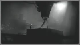 Wiszące przed nami szczypce uwolnią skrzynię, z której korzystamy do przeskoczenia nad piłą tarczową [1] - Rozdział 22 | Opis przejścia Limbo - Limbo - poradnik do gry