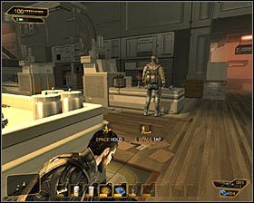 Odczekaj na dobry moment i podejdź do miejsca, w którym znajduje się ciało pierwszego terrorysty #1 - (5) Wariant pokojowy - Zabezpieczenie pierwszego laboratorium montażu - Deus Ex: Bunt Ludzkości - Directors Cut - poradnik do gry