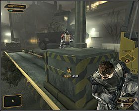 Do usunięcia jest jeszcze dwóch przeciwników - (1) Przedostanie się w okolice głównego budynku | Deus Ex Bunt Ludzkości - Deus Ex: Bunt Ludzkości - Directors Cut - poradnik do gry