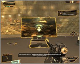 Ruszaj w stronę południowego pomieszczenia kontrolnego #1, nie dając się zauważyć patrolującym teren na dole wrogim maszynom - (5) Wariant pokojowy - Otwarcie drzwi hangaru | Deus Ex Bunt Ludzkości - Deus Ex: Bunt Ludzkości - Directors Cut - poradnik do gry