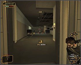 3 - (3) Wariant agresywny - Dotarcie do klatki schodowej na tyłach studia - Deus Ex: Bunt Ludzkości - Directors Cut - poradnik do gry