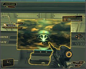 Jeżeli dysponujesz zaawansowanym kamuflażem (ulepszenie System maskujący), to możesz oczywiście przejść bezpiecznie przez całe pomieszczenie - (9) Wariant pokojowy - Dotarcie do pokoju 802-11 | Deus Ex Bunt Ludzkości - Deus Ex: Bunt Ludzkości - Directors Cut - poradnik do gry