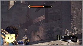 Niedaleko miejsca, w którym stali, znajdziesz gruzowisko prowadzące na dach budynku [1] - 8 - Szepty Umarłych - Opis przejścia - Warhammer 40,000: Space Marine - poradnik do gry