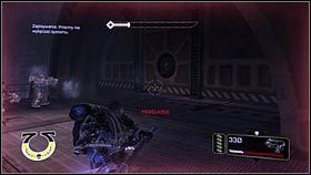 Po 2-3 falach orków biegnących z naprzeciwka, duża grupa zaatakuje z lewej flanki - 9 - Broń - Opis przejścia - Warhammer 40,000: Space Marine - poradnik do gry