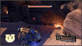 Po przejściu okrężną drogą na drugą stronę zniszczonego mostu, idź cały czas prosto, aż zobaczysz zniszczony śmigłowiec [1] - Rozdział 9 - Serwoczaszki - Warhammer 40,000: Space Marine - poradnik do gry