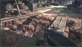 Gdy przejdziemy dalej musimy uważać na przeciwników na dachach i balkonach - Saloon | Rozdział 9 | Call of Juarez The Cartel - Call of Juarez: The Cartel - poradnik do gry