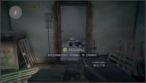 Na zapleczu baru wchodzimy do bocznych drzwi - w pomieszczeniu leży pakunek, który musimy podnieść - Ukryta okazja - Guerra | Rozdział 14 | Call of Juarez The Cartel - Call of Juarez: The Cartel - poradnik do gry