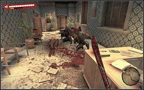 Wyjdź po schodach po przeciwnej stronie na pierwsze piętro i wyważ drzwi prowadzące na korytarz - uważaj na samobójcę - Gdzie jesteś, tatuśku? | Akt 2 - zadania poboczne i wydarzenia w Dead Island - Dead Island - poradnik do gry