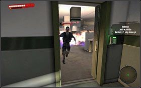 Przeskocz przez skrzynie i beczki stojące na skrzyżowaniu aby przedostać się do wejścia na posterunek #1 - Wymierzanie sprawiedliwości | Akt 2 - zadania poboczne i wydarzenia w Dead Island - Dead Island - poradnik do gry