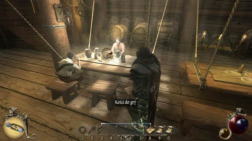 Jednak przede wszystkim wbiegnij po lewych lub prawych schodach i otwórz drzwi prowadzące do kajuty kapitana - 01-G Zlecenie od pirata - Opis przejścia - Two Worlds II: Pirates of The Flying Fortress - poradnik do gry