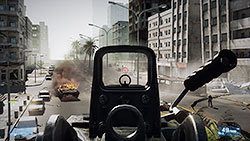 Po wyeliminowaniu pojazdu, który wyjechał z uliczki obok pomostu, pamiętajcie o uzupełnieniu amunicji/rakiet w znajdującej się poniżej skrzyni - Misja 1- Operacja Exodus | Kooperacja | Battlefield 3 - Battlefield 3 - poradnik do gry