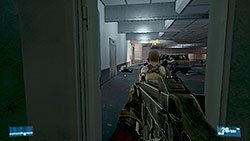 Z garażu skierujcie się dalej wąskim korytarzem aż dotrzecie do rozległego parkingu podziemnego - Misja 4- Atak i Ucieczka | Kooperacja | Battlefield 3 - Battlefield 3 - poradnik do gry