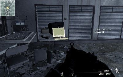 Na końcu trafisz do pomieszczenia z zasłoniętymi okiennicami - Firewall | Operacje Specjalne | Call of Duty Modern Warfare 3 - Call of Duty: Modern Warfare 3 - opis przejścia i operacje specjalne - poradnik do gry
